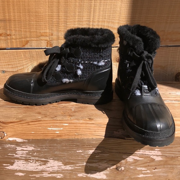 CHANEL lace up❄️boots - Picture 2 of 8